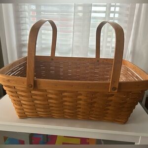Longeberger Picnic Basket used great condition with protector 1998